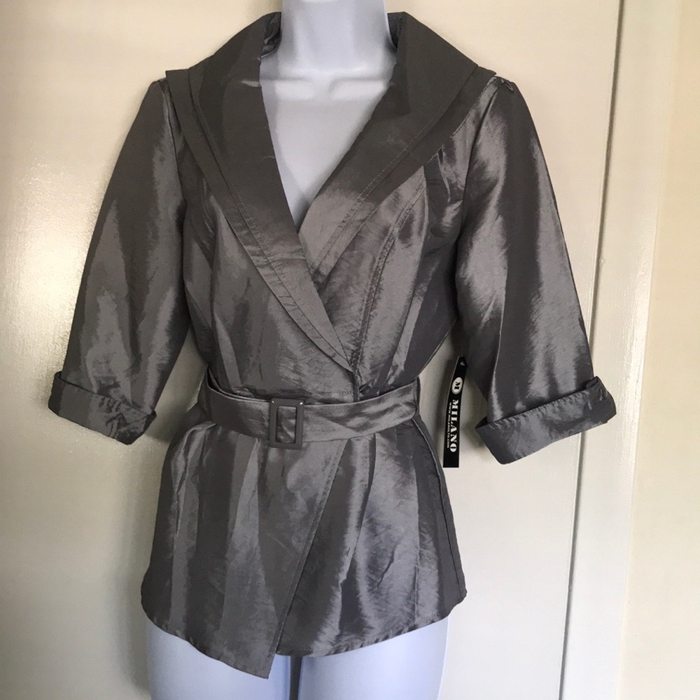 MILANO size S woman’s silver blouse short sleeves belt around the waist wbuckle